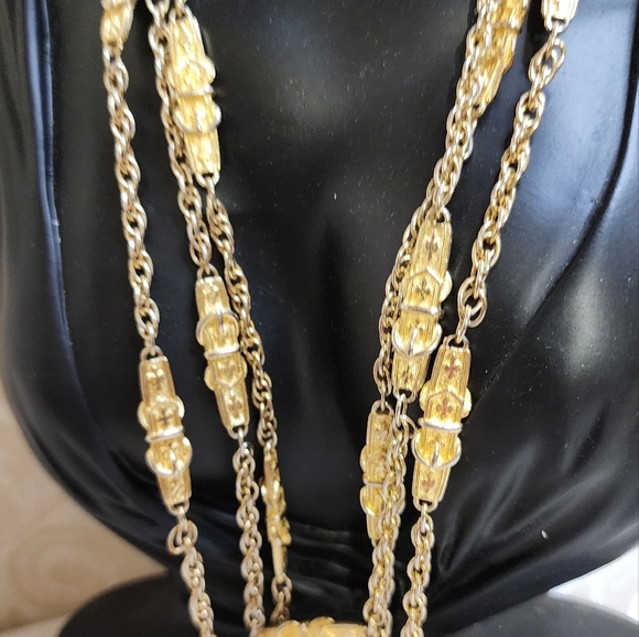 Judith Leiber 1970s Vintage Long Necklace | Rare Gold-Plated Collectible Chain - Picture 4 of 16